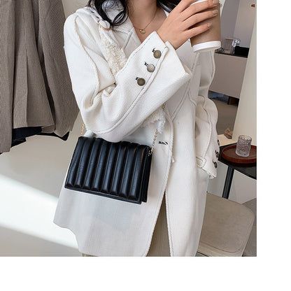 Trendy Ladies Shoulder Bag Rhombus Chain Bag